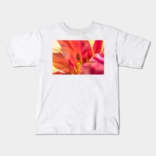 Spotted cucumber beetle on dahlia Kids T-Shirt